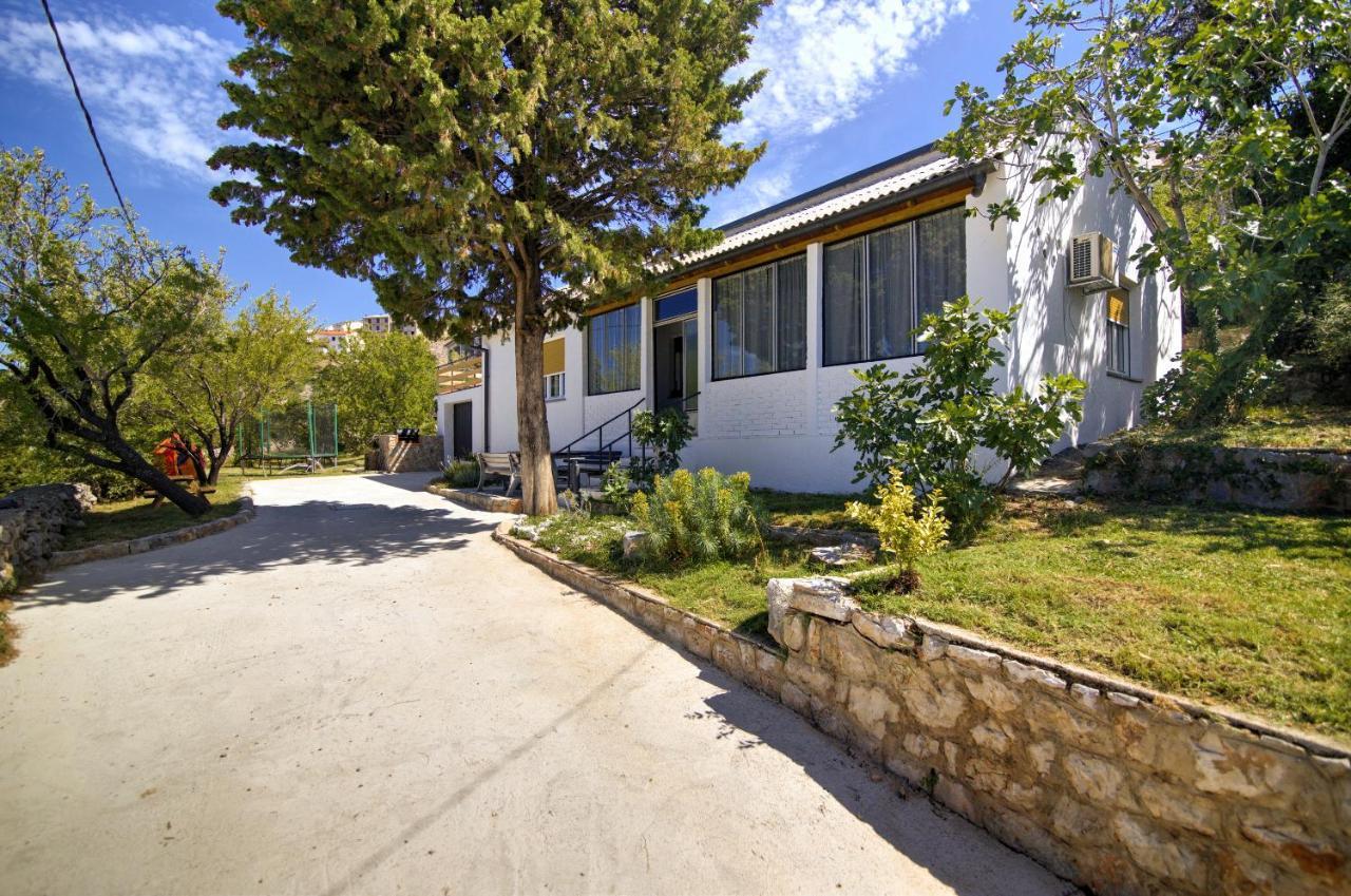 Vacation Home Korina Senj  Extérieur photo